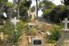 The-Templars-Cemetery-Haifa-Israel-Lihi-Laszlo-September-2011_15