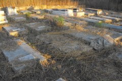 Karkur-old-cemetery-Lihi-Laszlo-2013_14