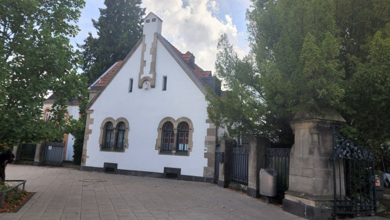 Cologne-Southern-Cemetery-Lihi-Laszlo-Sep-2022_4