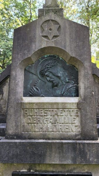 Cologne-Southern-Cemetery-Lihi-Laszlo-Sep-2022_47-rotated