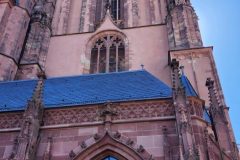 Frankfurt-Cathedral-Apr-2023-Lihi-Laszlo_4-rotated