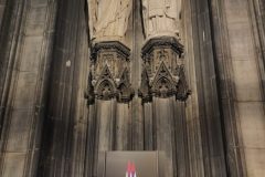 Cologne-Cathedral-Lihi-Laszlo-Sep-22_11-rotated