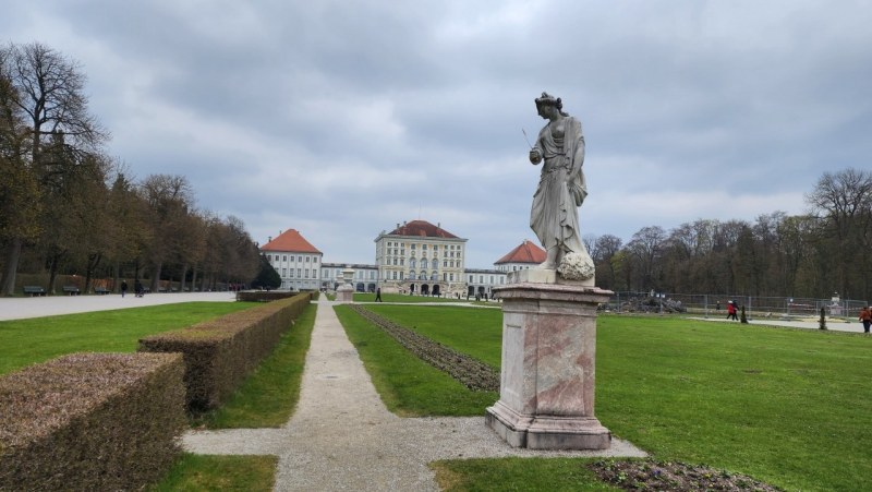 Nymphenburg-Palace-Munich-Apr-2023-Lihi-Laszlo_35